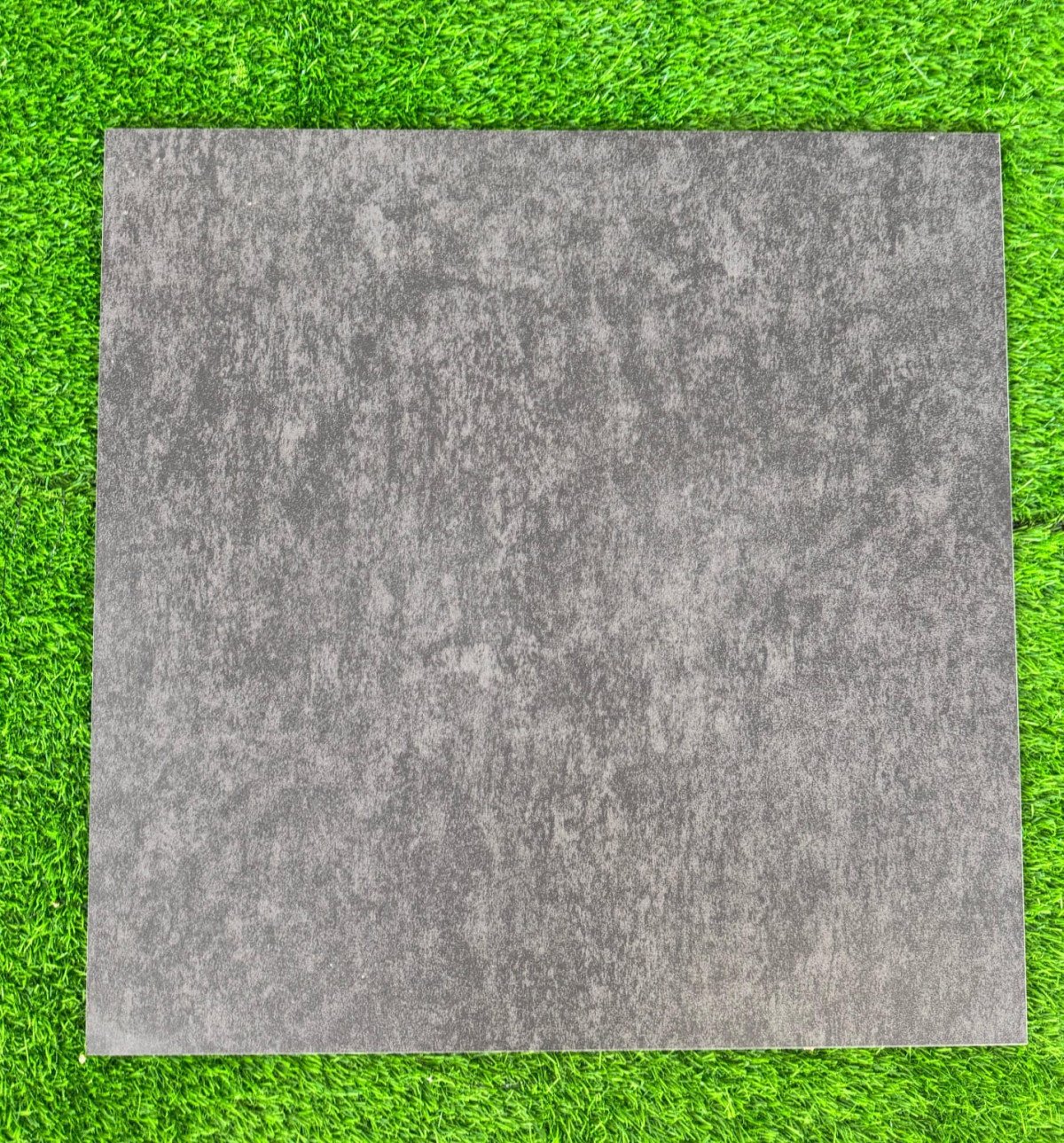 Qranit 60×60